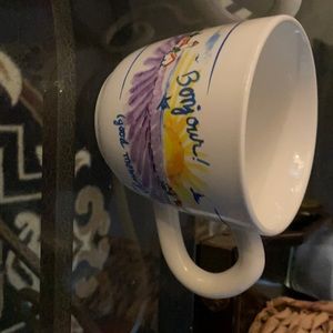 La Madeleine set of 4 soup/coffee mugs